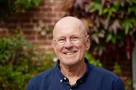 Dr. Michael Teilken